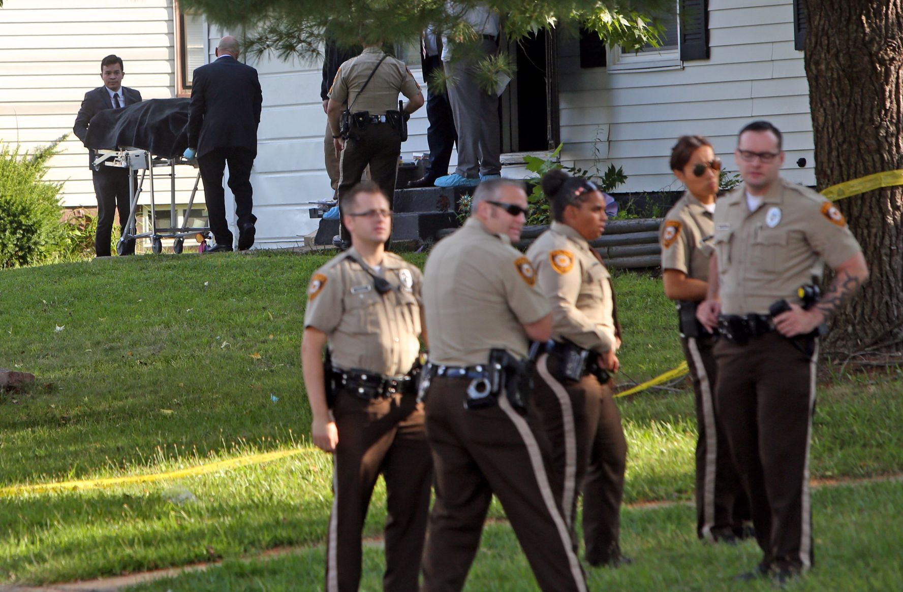 Four people, including one child, found shot to death in north St. Louis County home